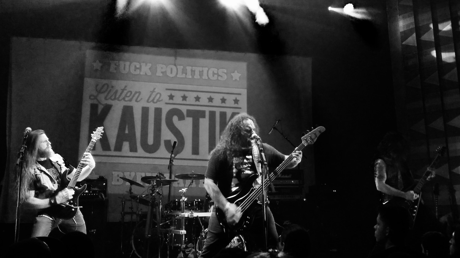 Kaustik